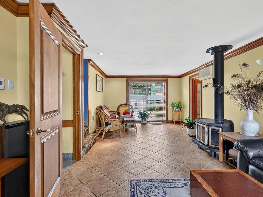 









104


Ch. du Vieux-Moulin

,
Notre-Dame-de-l'Île-Perrot,




QC
J7W3M2

