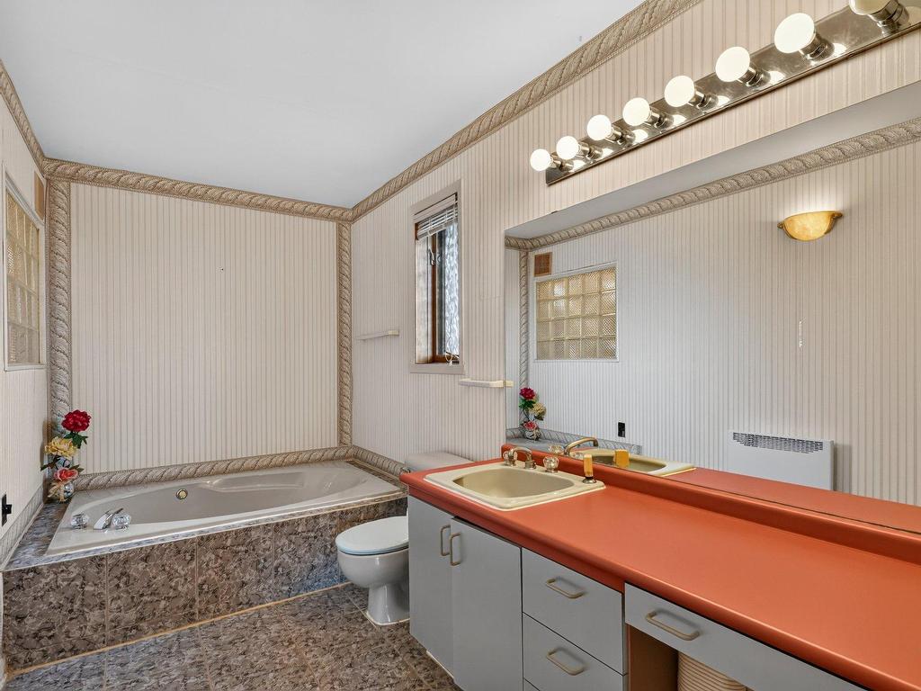 









104


Ch. du Vieux-Moulin

,
Notre-Dame-de-l'Île-Perrot,




QC
J7W3M2

