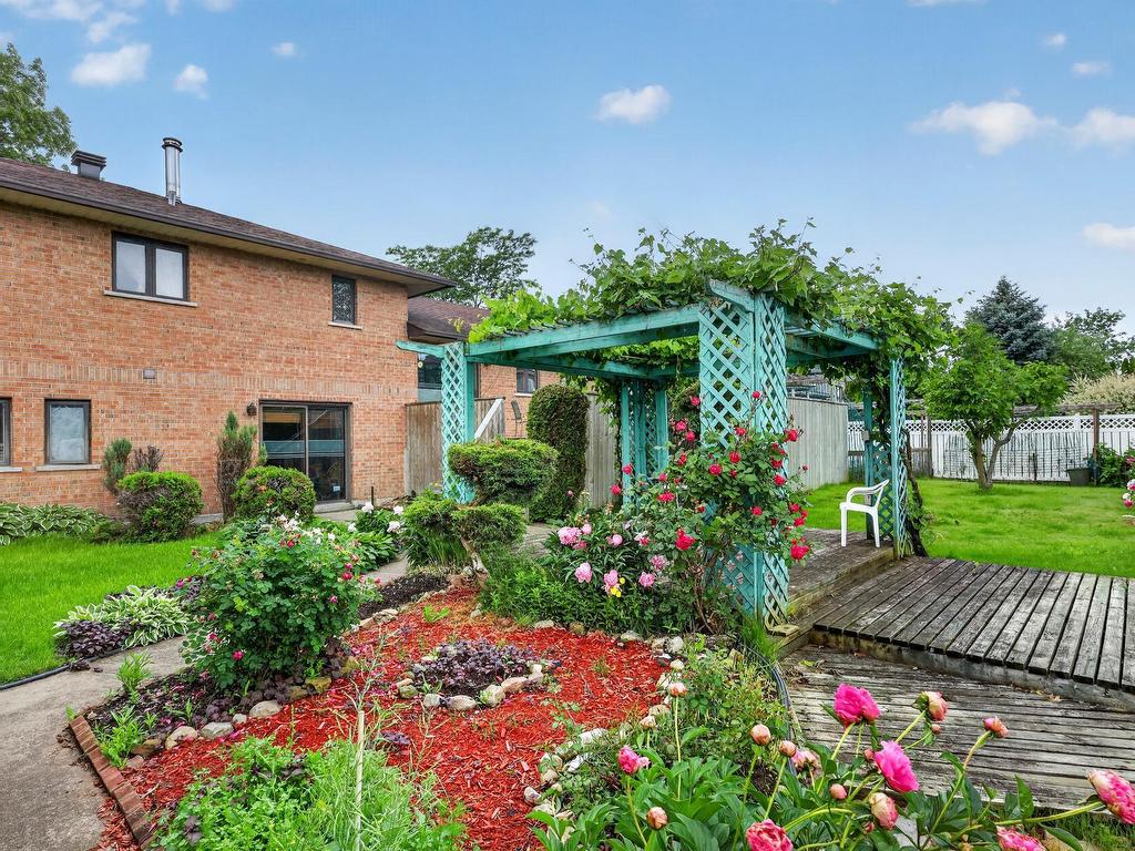 









104


Ch. du Vieux-Moulin

,
Notre-Dame-de-l'Île-Perrot,




QC
J7W3M2

