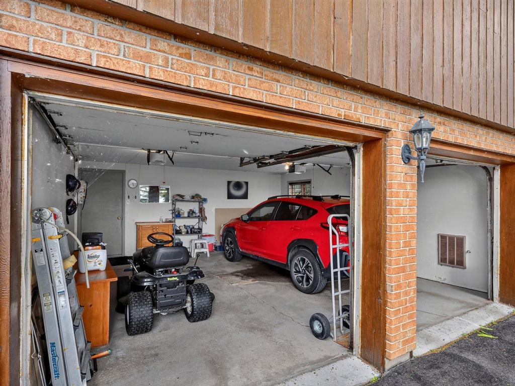 









104


Ch. du Vieux-Moulin

,
Notre-Dame-de-l'Île-Perrot,




QC
J7W3M2

