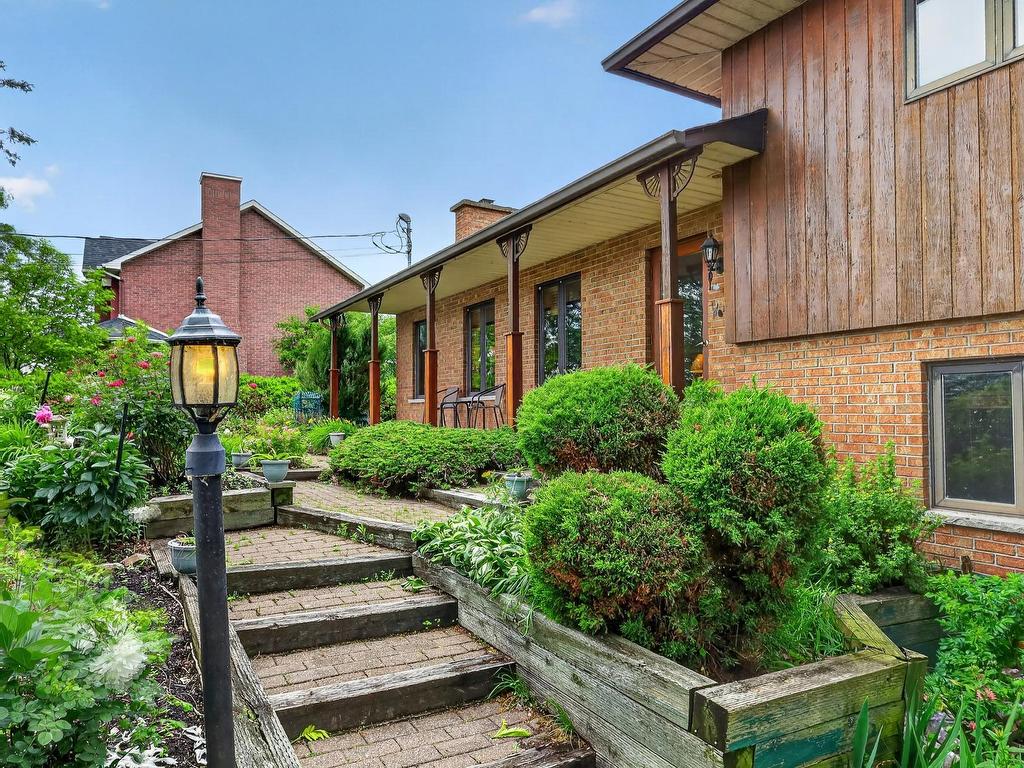 









104


Ch. du Vieux-Moulin

,
Notre-Dame-de-l'Île-Perrot,




QC
J7W3M2


