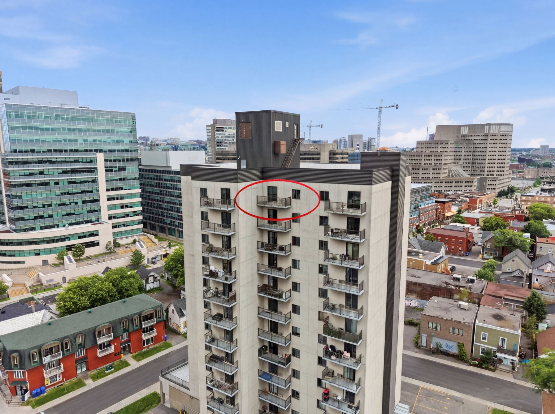 









89


Rue Vaudreuil

, 1202,
Gatineau (Hull),




QC
J8X4E8

