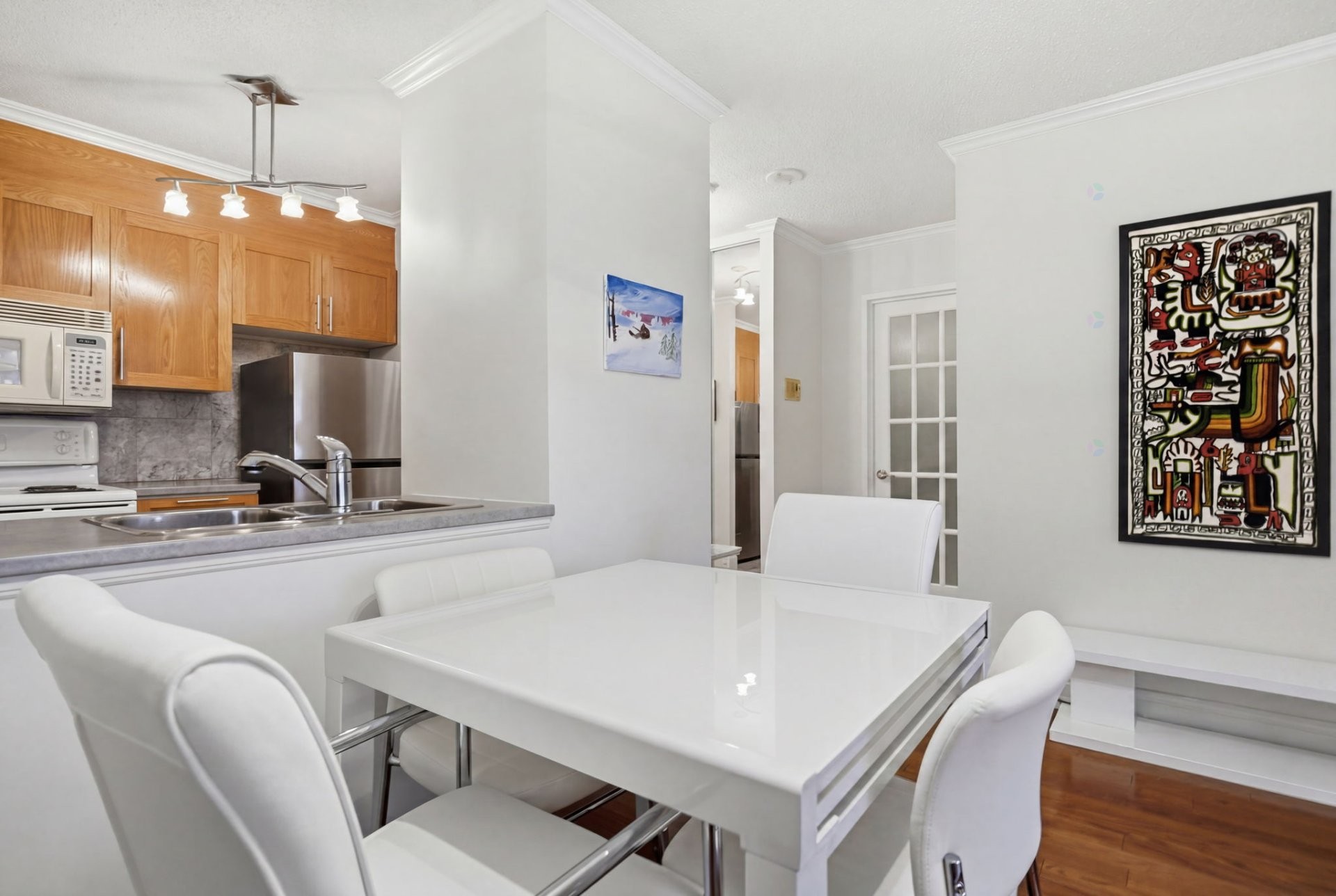









89


Rue Vaudreuil

, 1202,
Gatineau (Hull),




QC
J8X4E8

