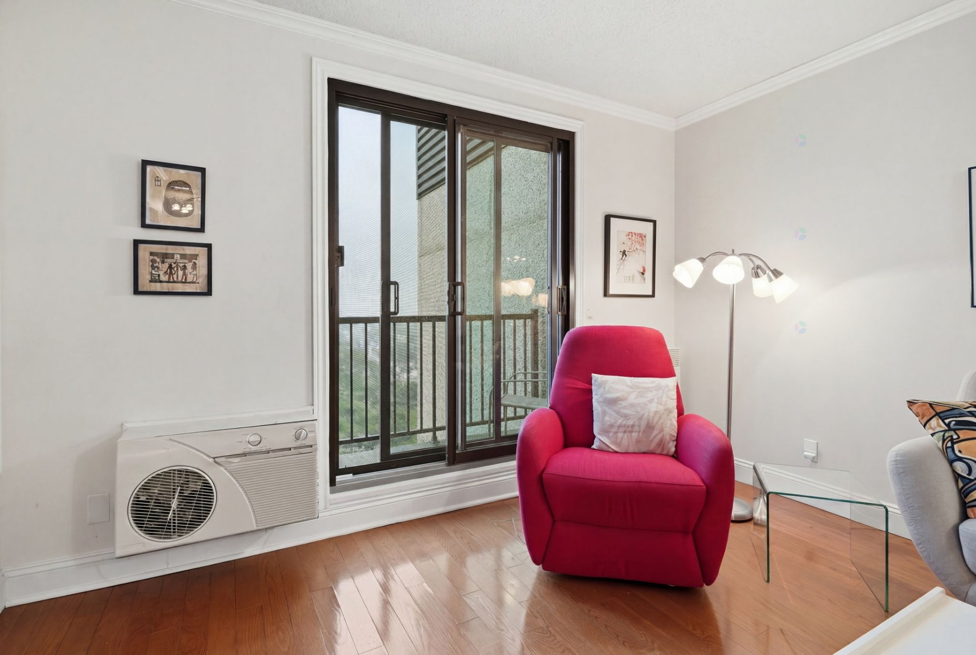 









89


Rue Vaudreuil

, 1202,
Gatineau (Hull),




QC
J8X4E8

