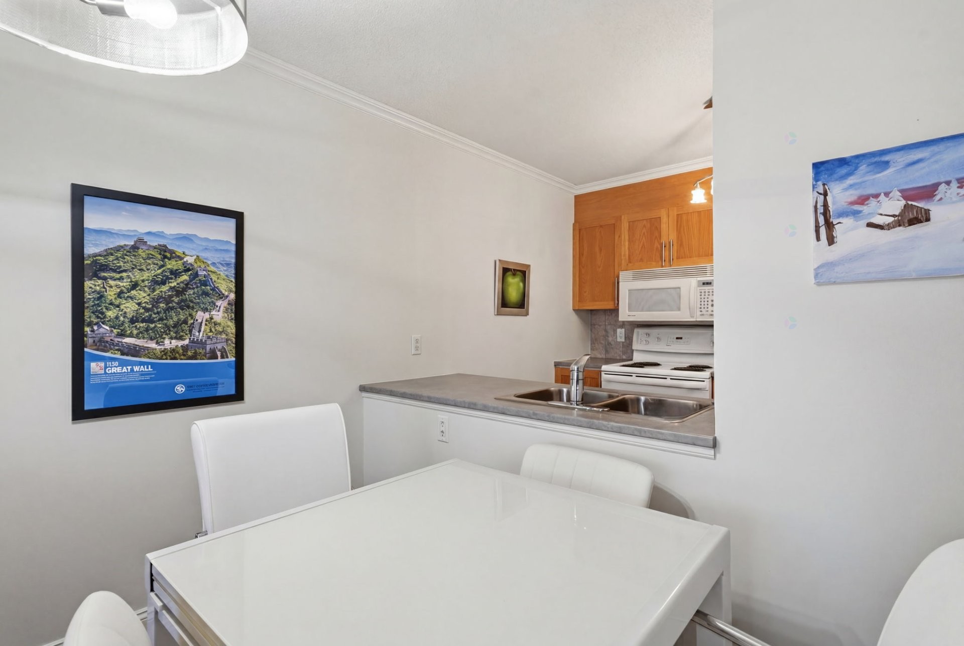 









89


Rue Vaudreuil

, 1202,
Gatineau (Hull),




QC
J8X4E8

