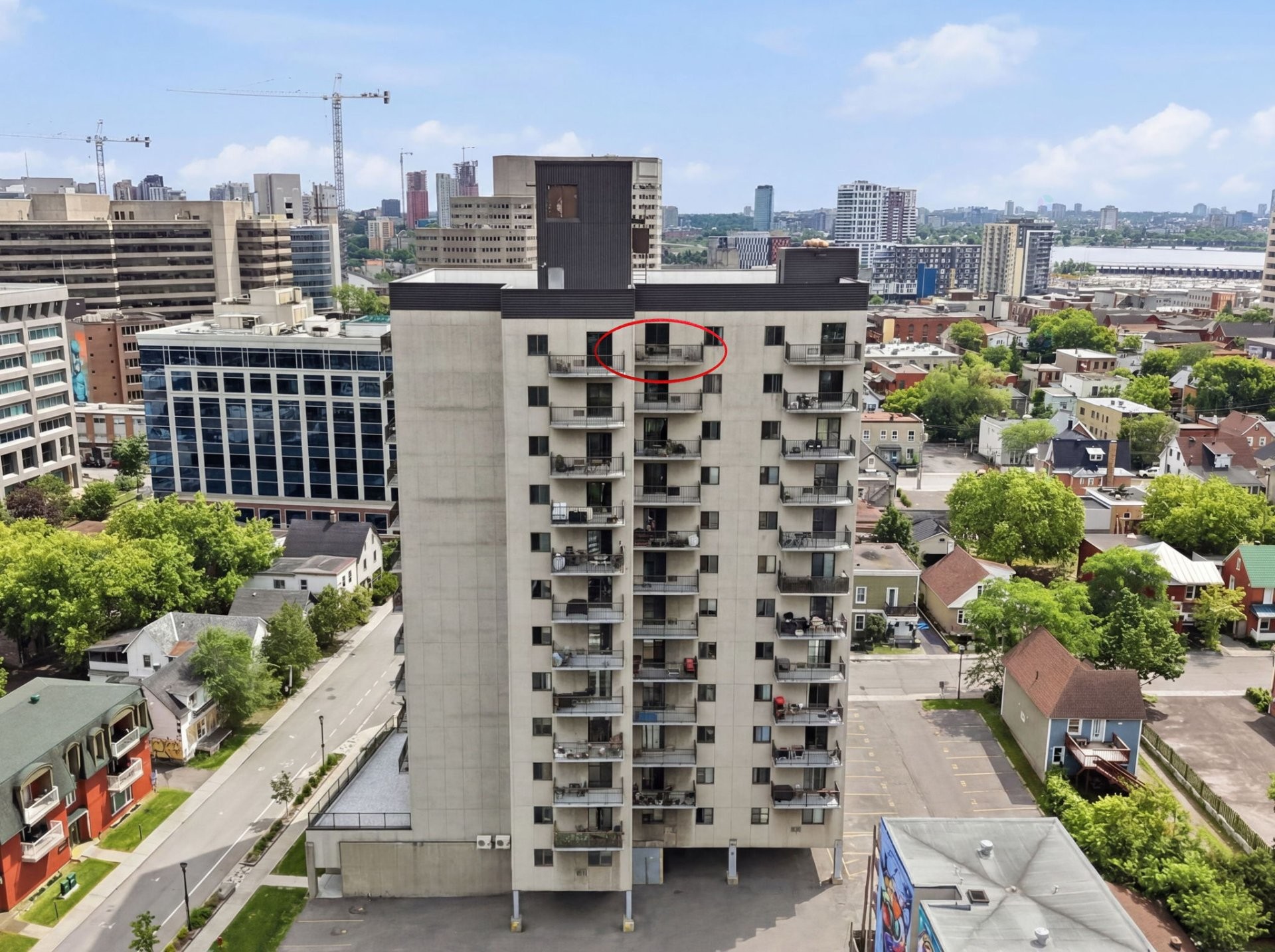









89


Rue Vaudreuil

, 1202,
Gatineau (Hull),




QC
J8X4E8


