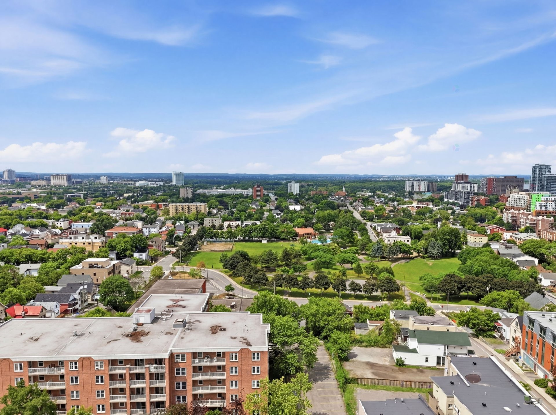 









89


Rue Vaudreuil

, 1202,
Gatineau (Hull),




QC
J8X4E8


