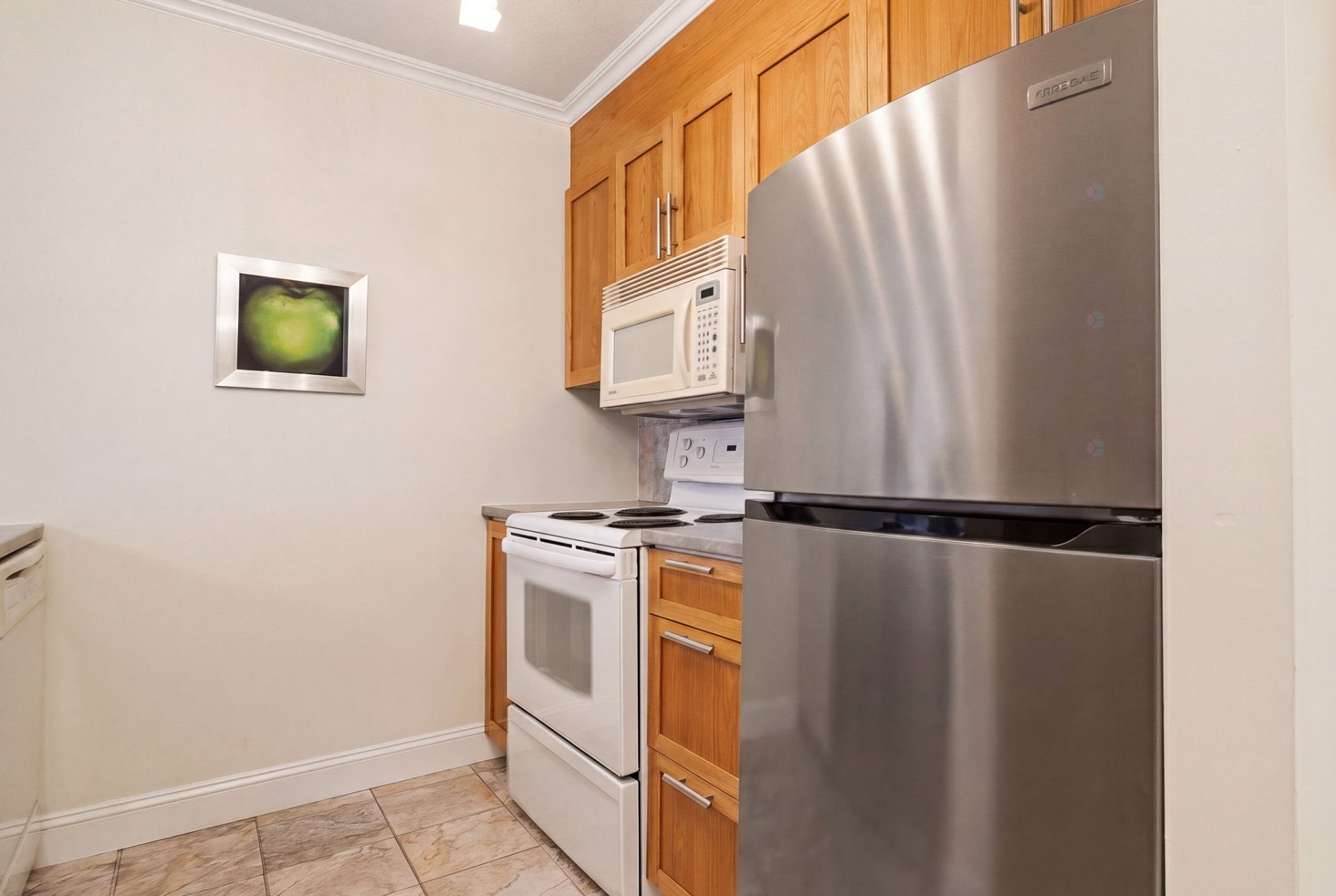 









89


Rue Vaudreuil

, 1202,
Gatineau (Hull),




QC
J8X4E8

