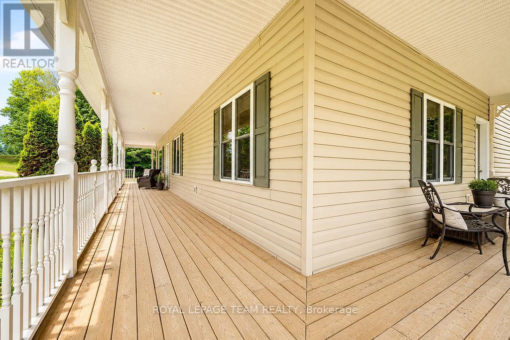 












698 BARRYVALE ROAD

,
Greater Madawaska,




Ontario
K0J1H0


