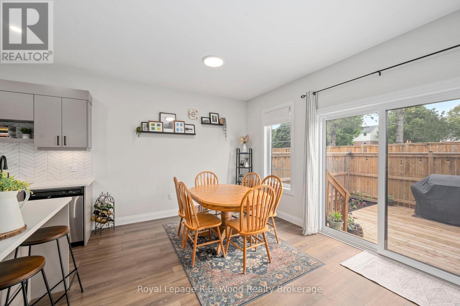 












302 - 360 QUARTER TOWN LINE

,
Tillsonburg,




Ontario
N4G0H7

