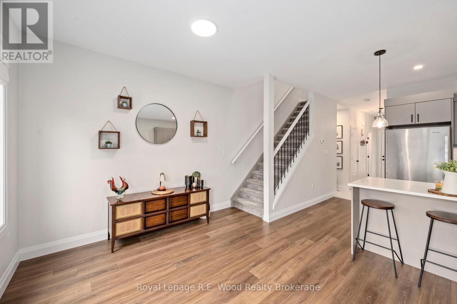 












302 - 360 QUARTER TOWN LINE

,
Tillsonburg,




Ontario
N4G0H7

