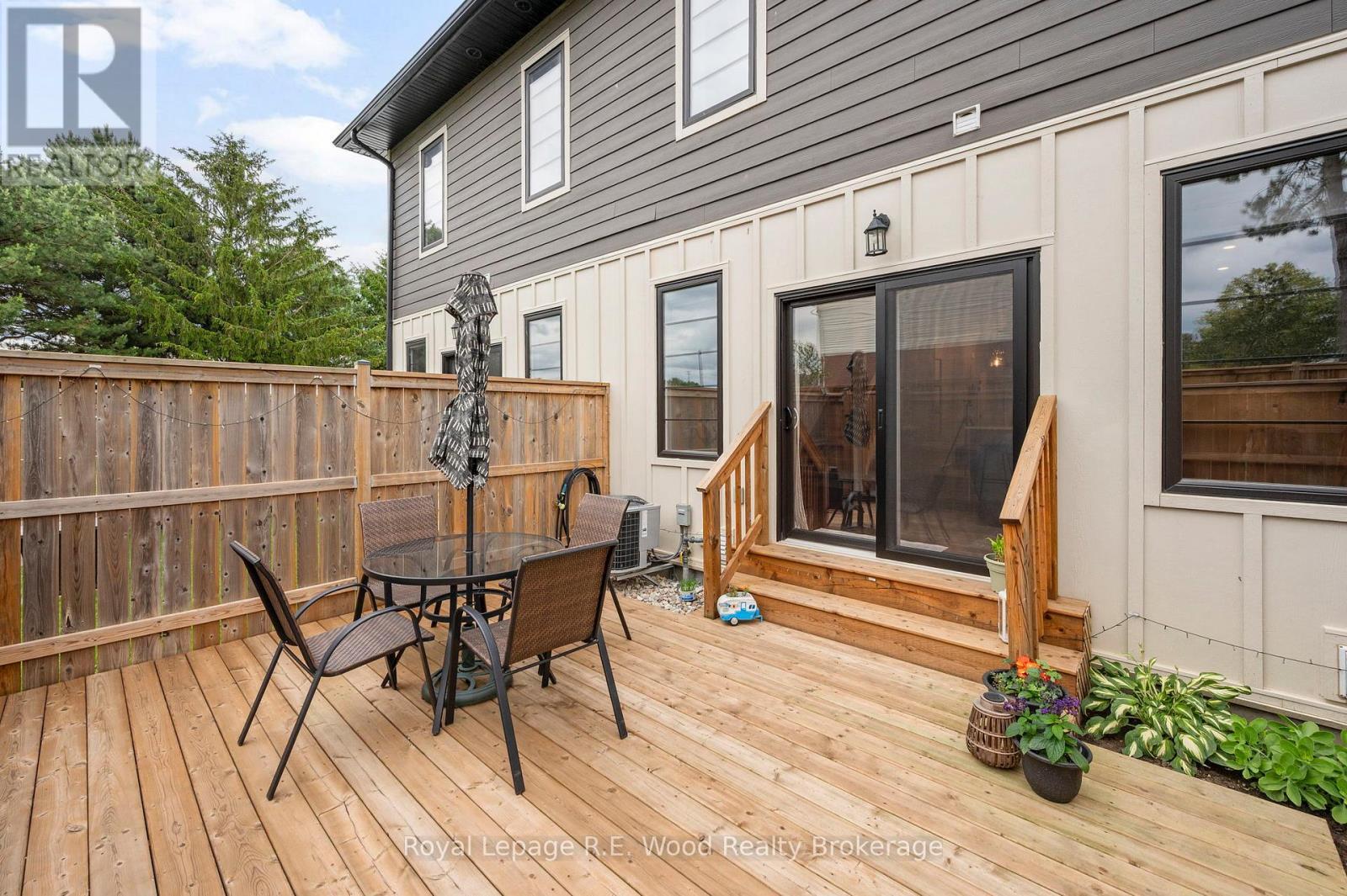 












302 - 360 QUARTER TOWN LINE

,
Tillsonburg,




Ontario
N4G0H7

