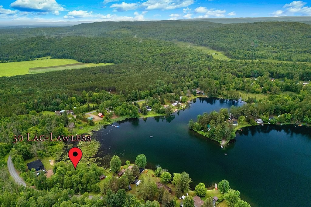 









30


Ch. du Lac-Lawless

,
Litchfield,







QC
J0X1K0

