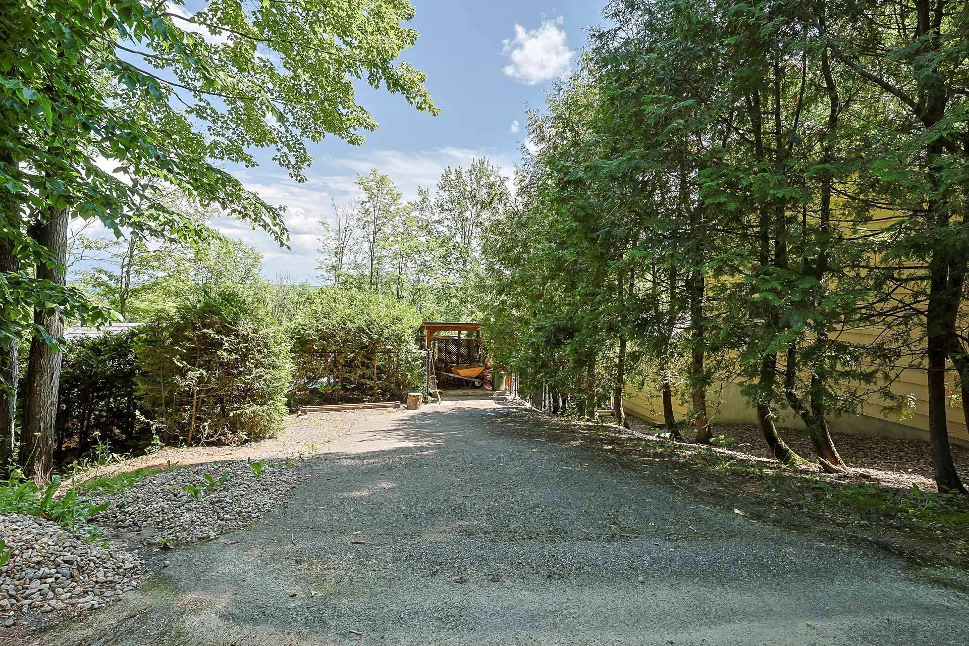 









228


Ch. de la Boucle

,
Montebello,




QC
J0V1L0

