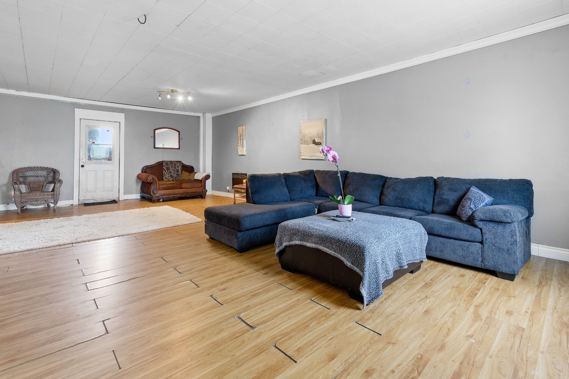 









306


Rue Main

,
Shawville,




QC
J0X2Y0

