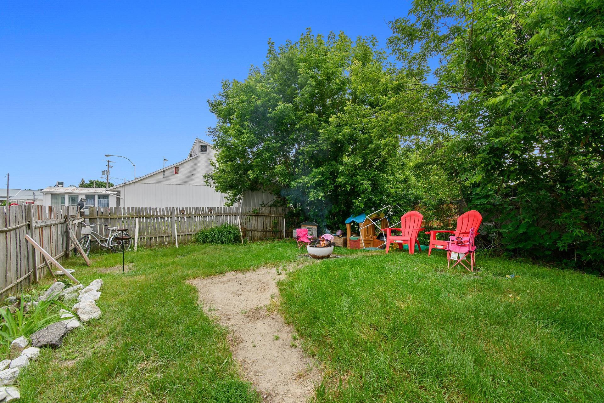









306


Rue Main

,
Shawville,




QC
J0X2Y0

