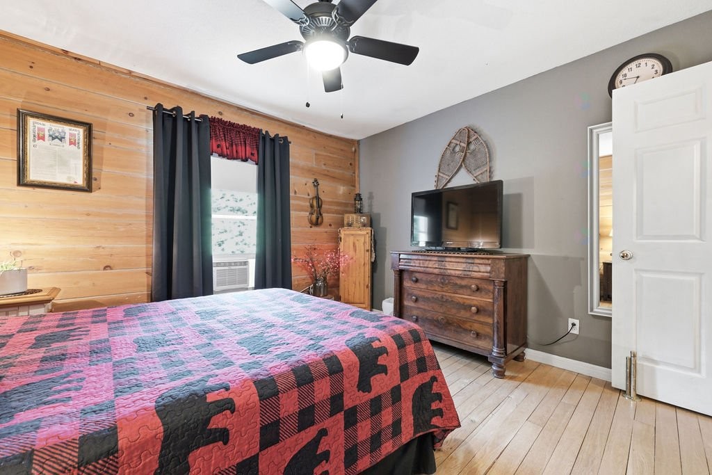 









28


Ch. Mitchell

,
Otter Lake,




QC
J0X2P0

