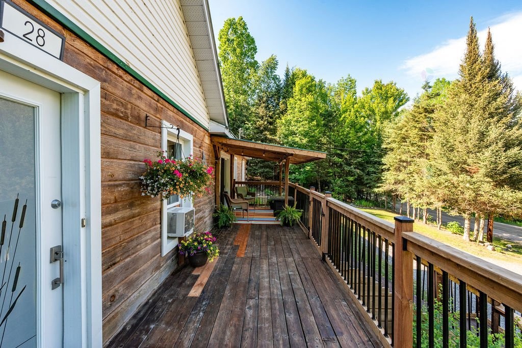 









28


Ch. Mitchell

,
Otter Lake,




QC
J0X2P0

