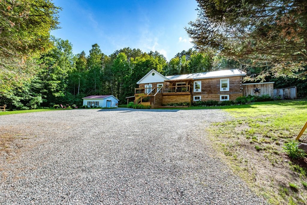 









28


Ch. Mitchell

,
Otter Lake,




QC
J0X2P0

