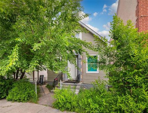 Featured Listing Photo 