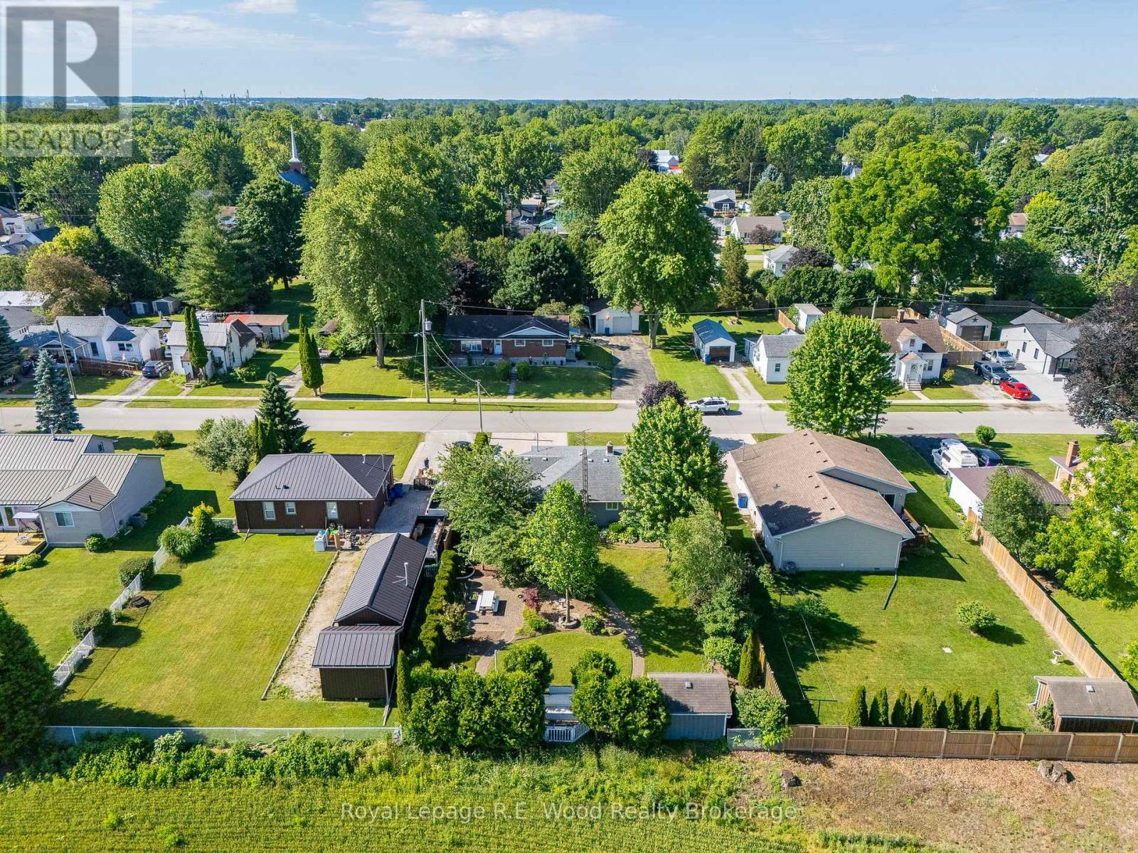 












286 WALNUT STREET

,
Chatham-Kent (Dresden),




Ontario
N0P1M0

