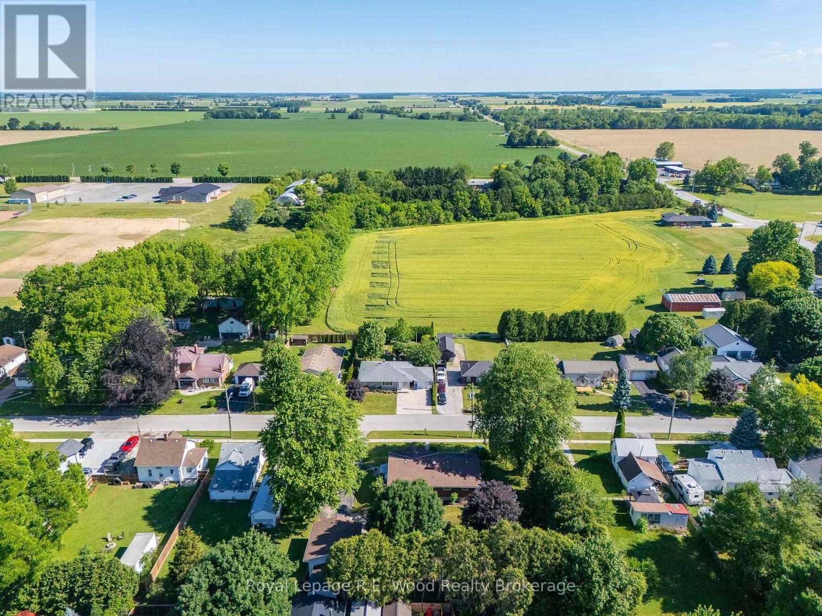 












286 WALNUT STREET

,
Chatham-Kent (Dresden),




Ontario
N0P1M0


