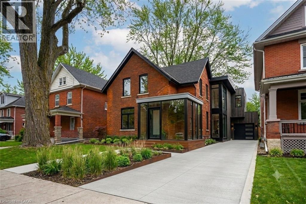 












257 ONTARIO Street

,
Stratford,




Ontario
N5A3H6

