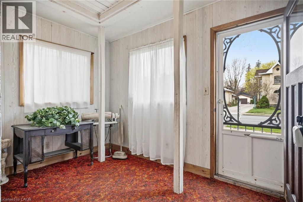 












257 ONTARIO Street

,
Stratford,




Ontario
N5A3H6

