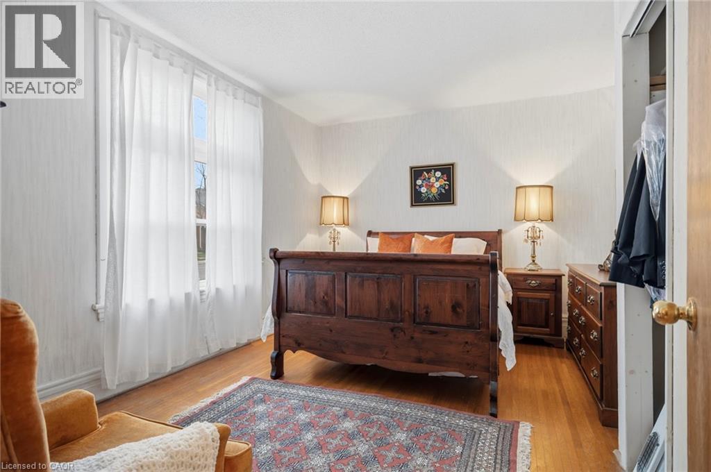 












257 ONTARIO Street

,
Stratford,




Ontario
N5A3H6

