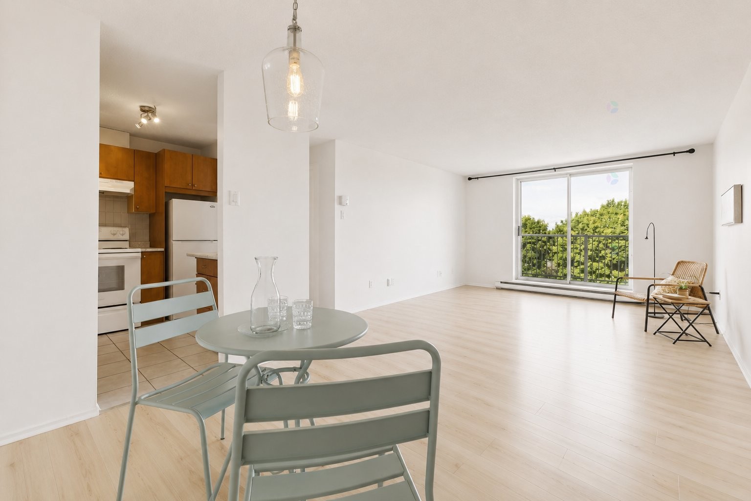 









23


Rue de la Soeur-Jeanne-Marie-Chavoin

, 415,
Gatineau (Hull),




QC
J8Z1V9

