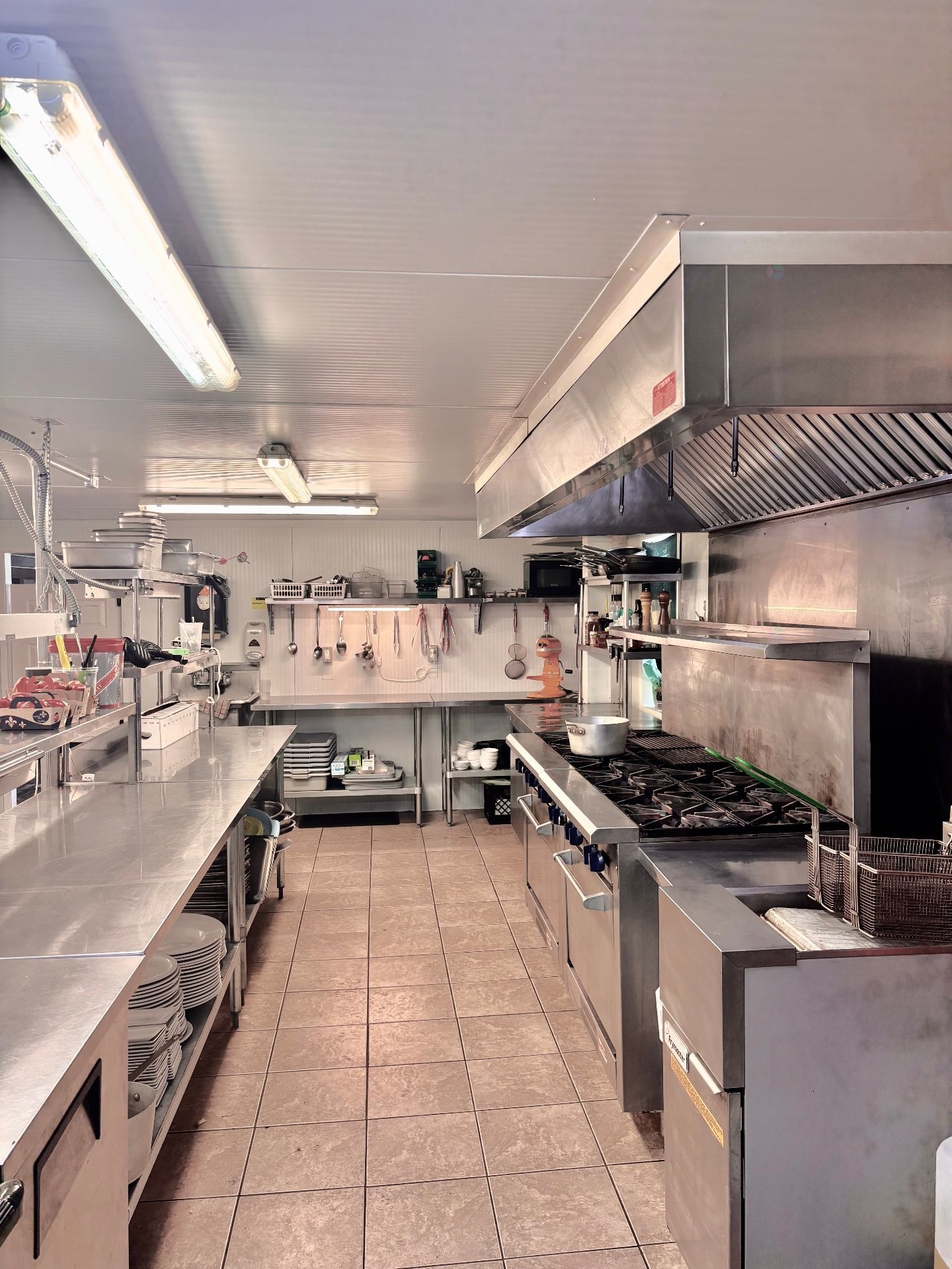 









51


Rue Principale N.

,
Saint-Bruno-de-Guigues,




QC
J0Z2G0

