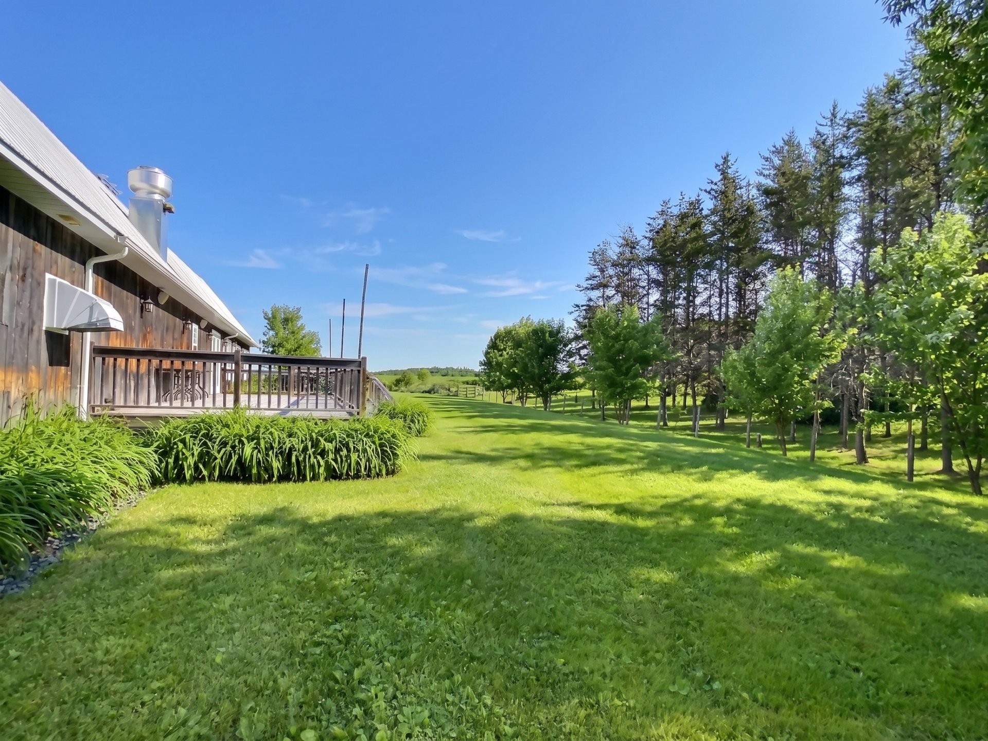 









51


Rue Principale N.

,
Saint-Bruno-de-Guigues,




QC
J0Z2G0

