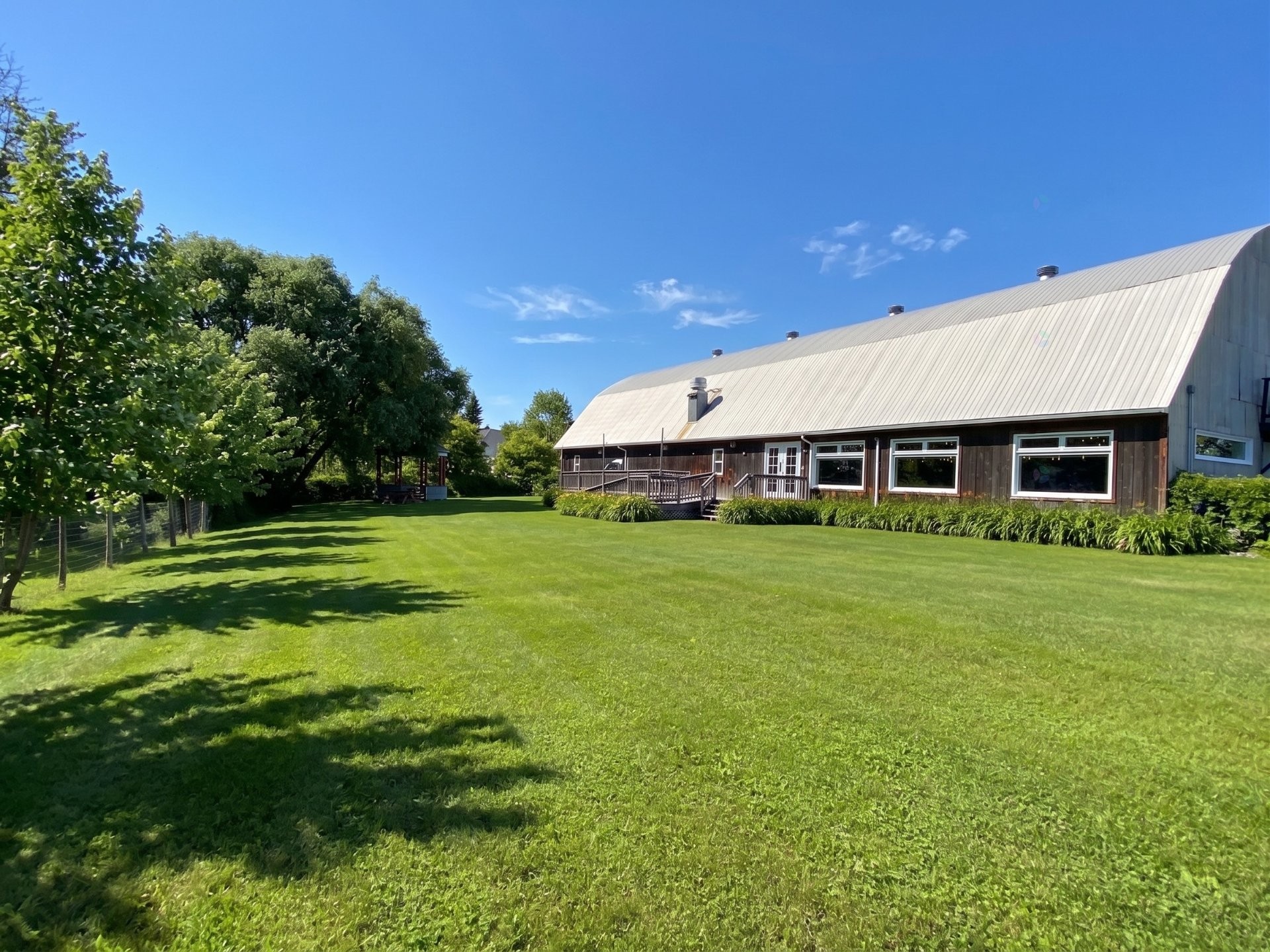 









51


Rue Principale N.

,
Saint-Bruno-de-Guigues,




QC
J0Z2G0

