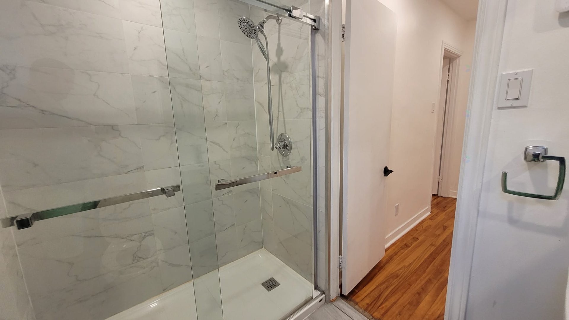 









3485


Av. Ellendale

, 2,
Montréal (Côte-des-Neiges/Notre-Dame-de-Grâce),




QC
H3S1W8

