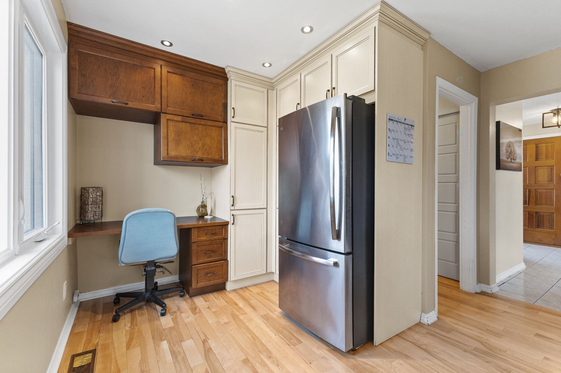 









366


Boul. Riel

,
Gatineau (Hull),




QC
J8Z1B4

