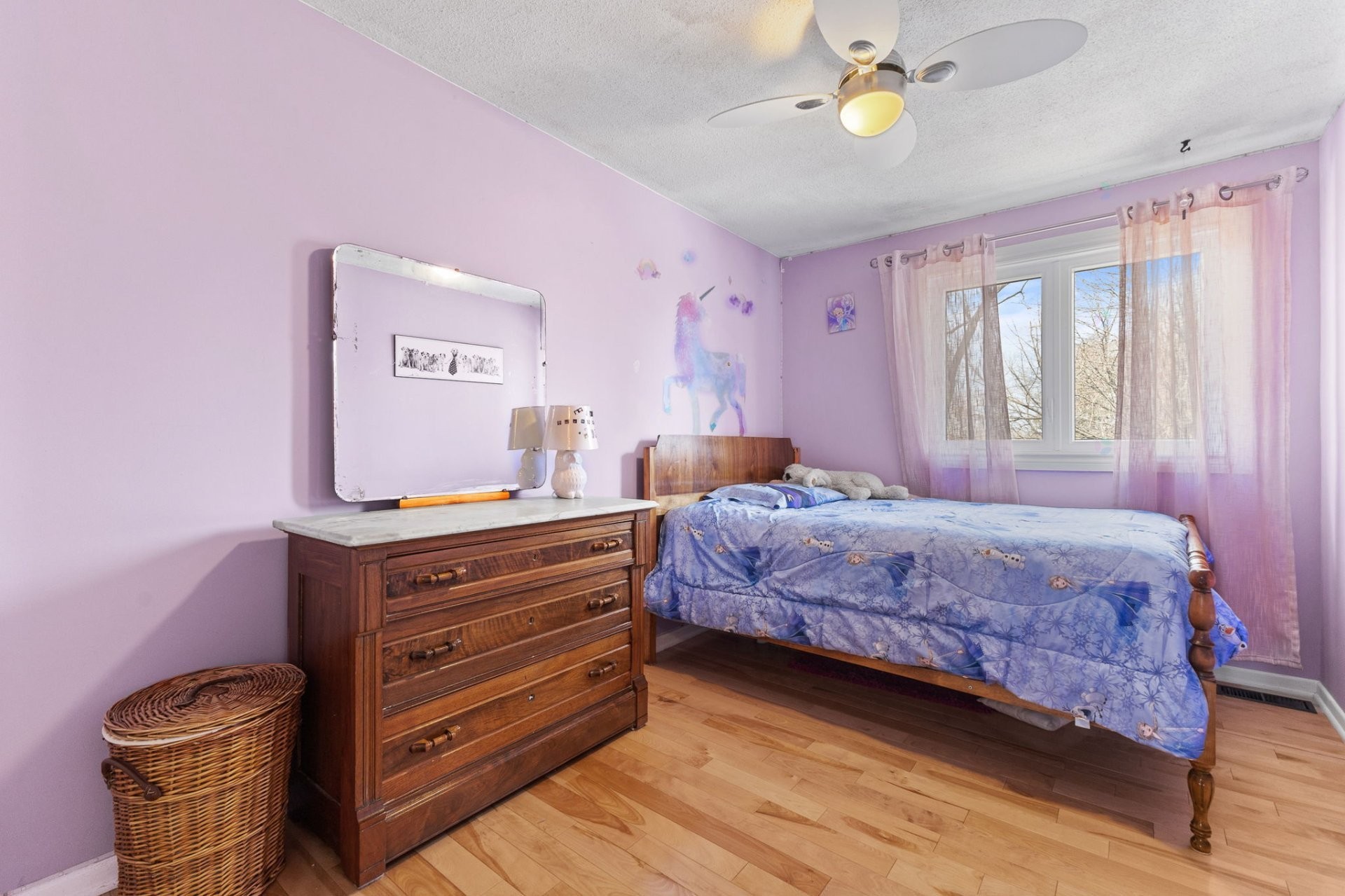 









366


Boul. Riel

,
Gatineau (Hull),




QC
J8Z1B4

