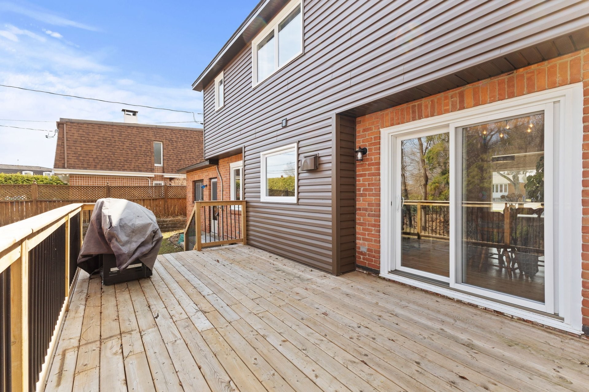 









366


Boul. Riel

,
Gatineau (Hull),




QC
J8Z1B4


