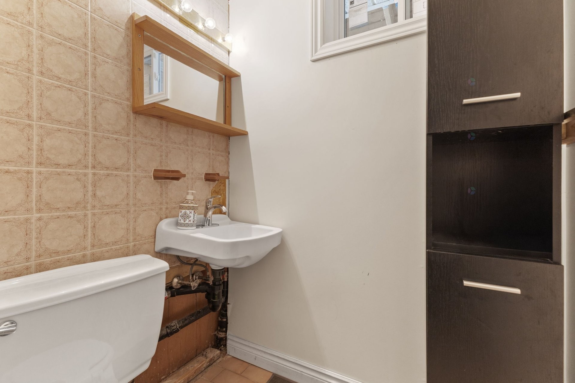 









366


Boul. Riel

,
Gatineau (Hull),




QC
J8Z1B4

