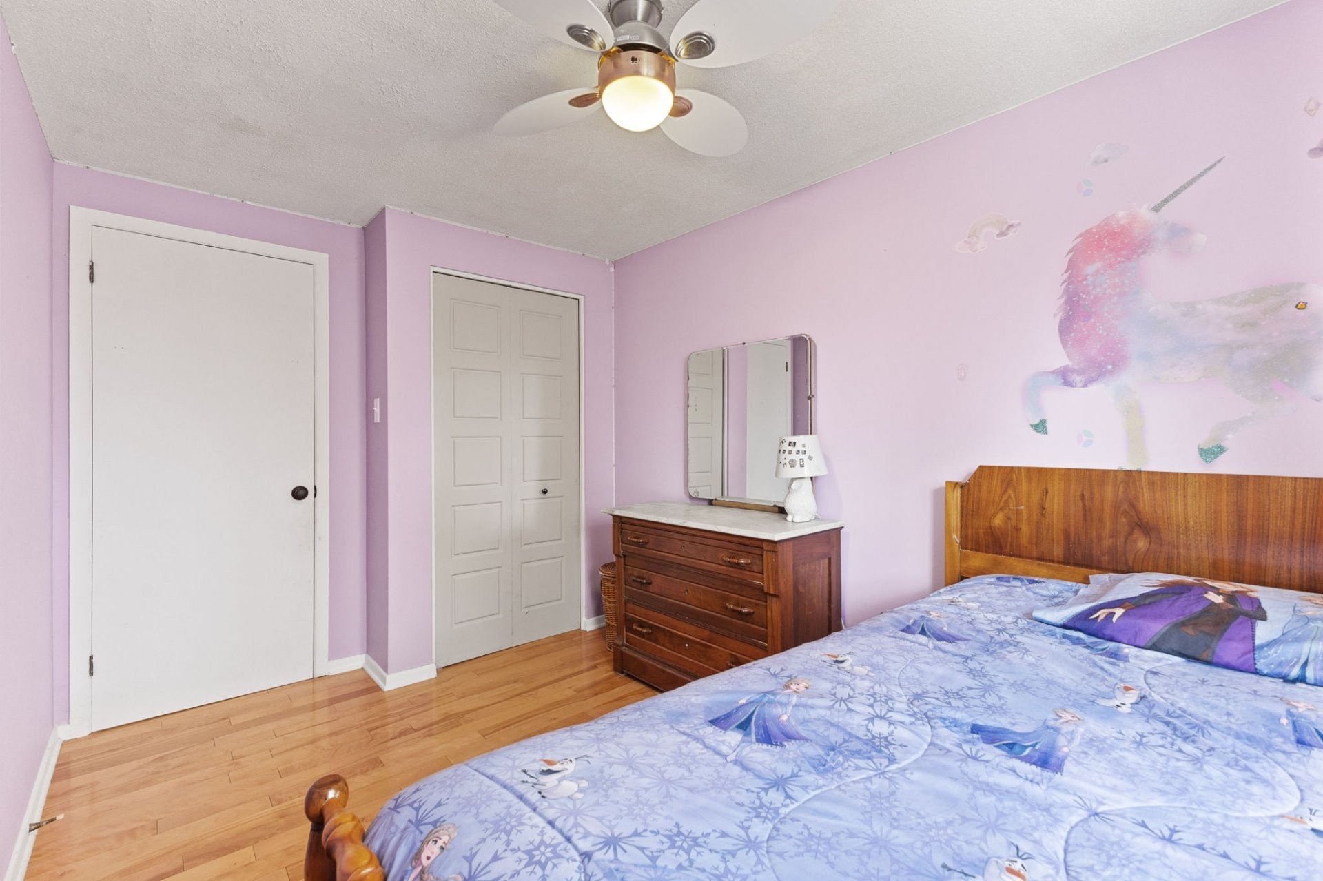









366


Boul. Riel

,
Gatineau (Hull),




QC
J8Z1B4

