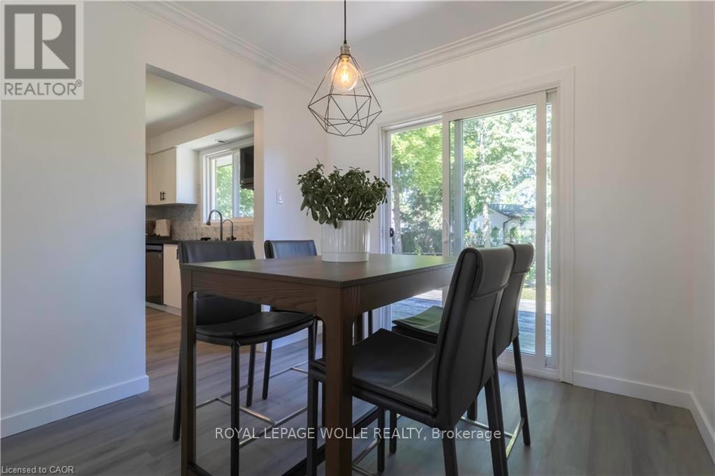 












34 GOLFVIEW ROAD

,
Guelph,




Ontario
N1E1A6

