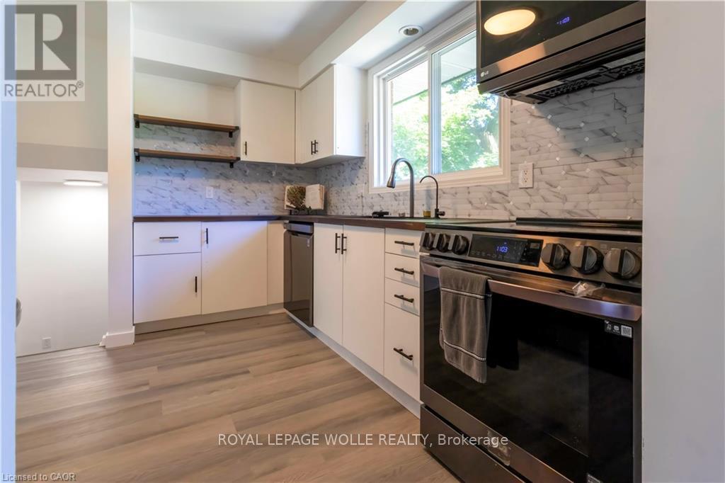 












34 GOLFVIEW ROAD

,
Guelph,




Ontario
N1E1A6

