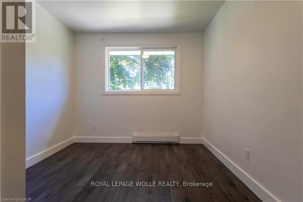 












34 GOLFVIEW ROAD

,
Guelph,




Ontario
N1E1A6

