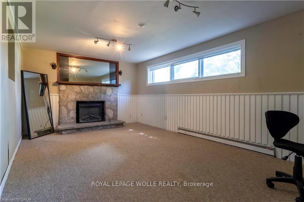 












34 GOLFVIEW ROAD

,
Guelph,




Ontario
N1E1A6


