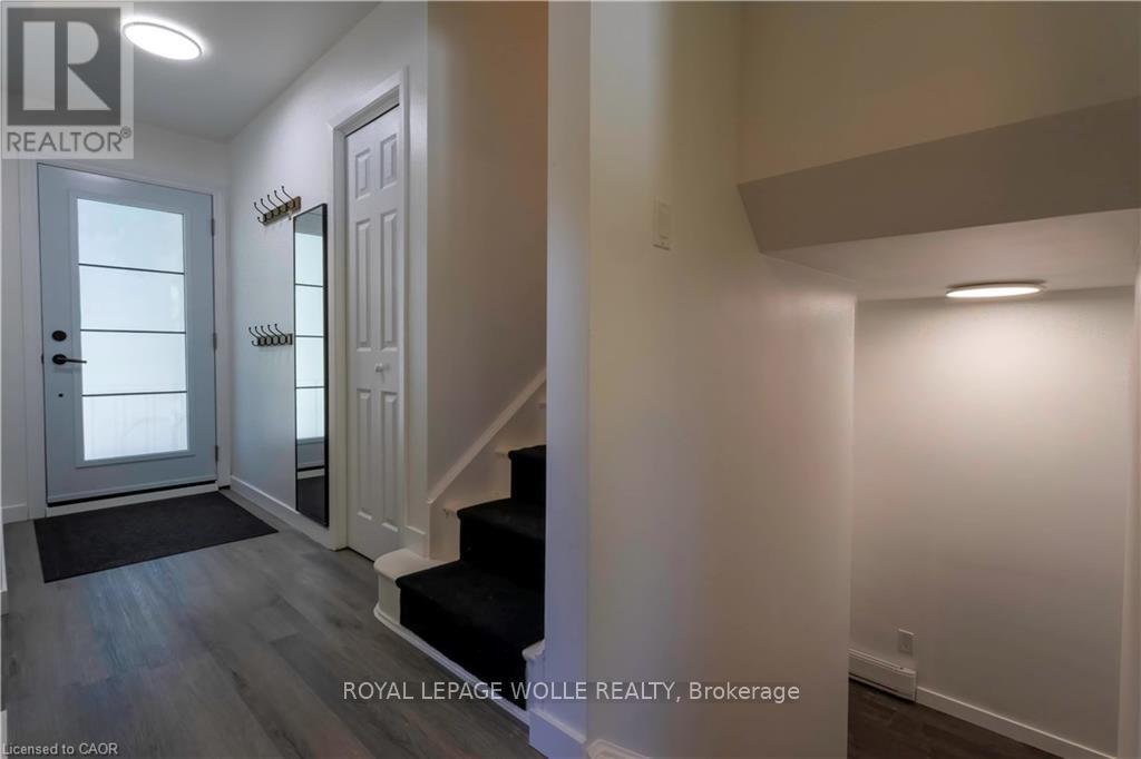 












34 GOLFVIEW ROAD

,
Guelph,




Ontario
N1E1A6

