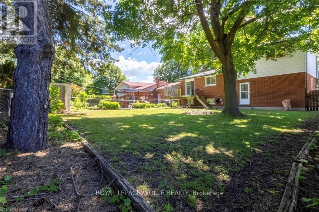 












34 GOLFVIEW ROAD

,
Guelph,




Ontario
N1E1A6

