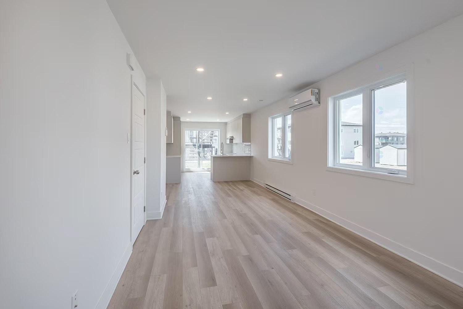 









132


Rue Marie-Victoire-Dumouchel

,
Otterburn Park,




QC
J3H0R5

