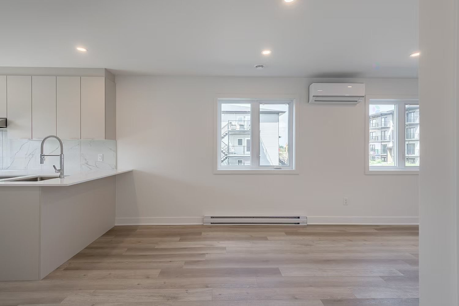 









132


Rue Marie-Victoire-Dumouchel

,
Otterburn Park,




QC
J3H0R5

