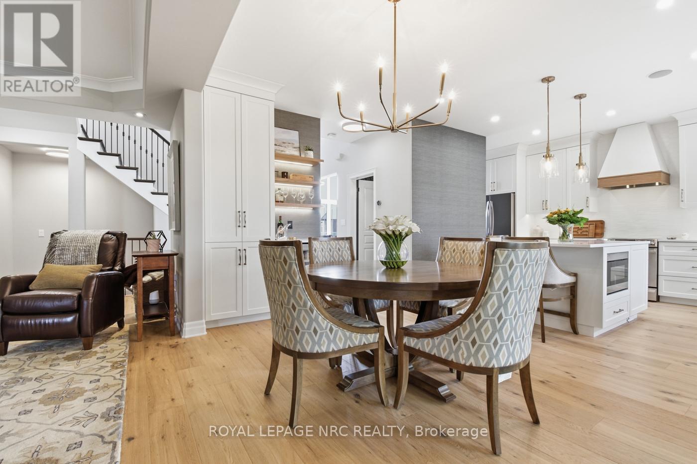 












239 COLBECK DRIVE

,
Welland (Coyle Creek),




Ontario
L3C7M3

