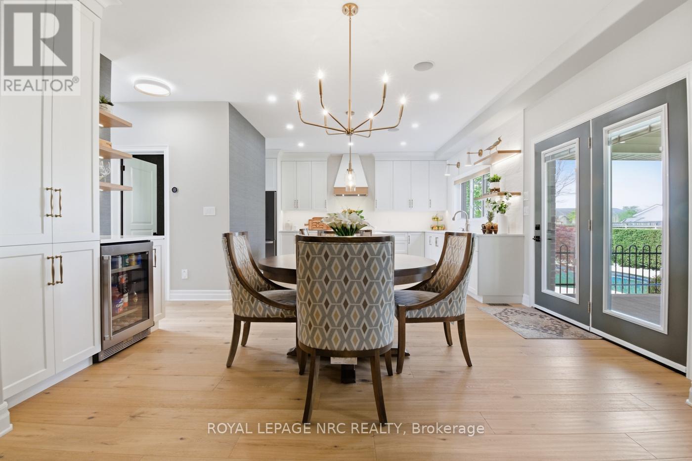 












239 COLBECK DRIVE

,
Welland (Coyle Creek),




Ontario
L3C7M3


