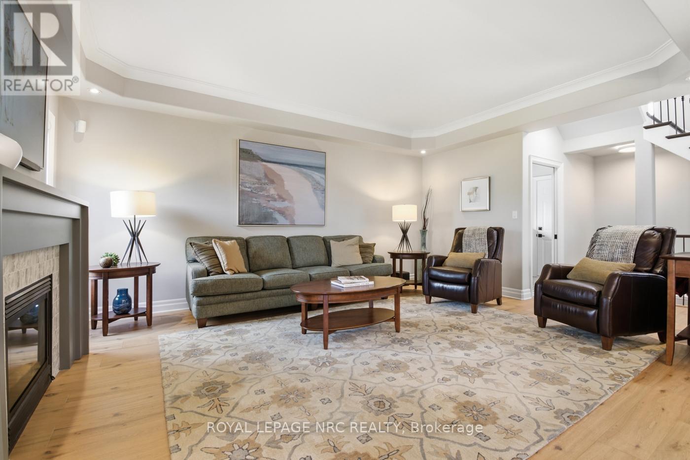 












239 COLBECK DRIVE

,
Welland (Coyle Creek),




Ontario
L3C7M3

